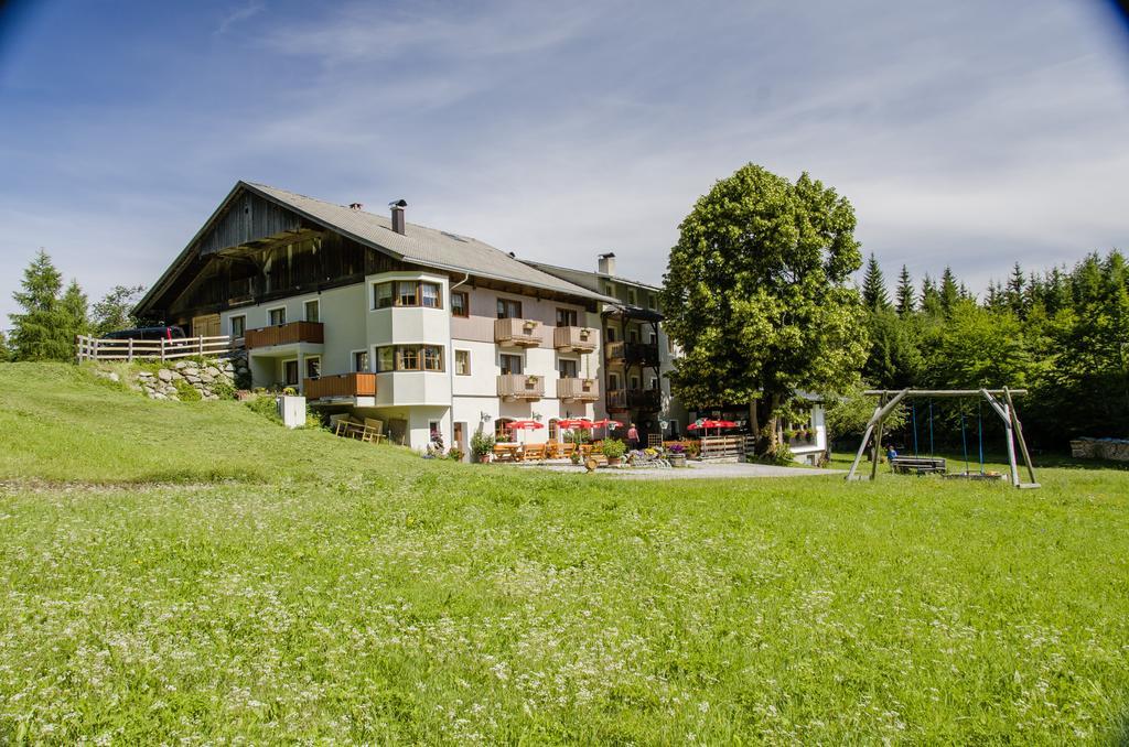 Landgasthof Kreithof Hotel Tristach ภายนอก รูปภาพ